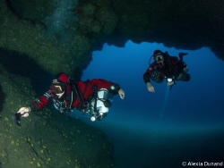 Cavern dive on Tmx Sidemount. Fun fun fun. Lanzarote by Alexia Dunand 